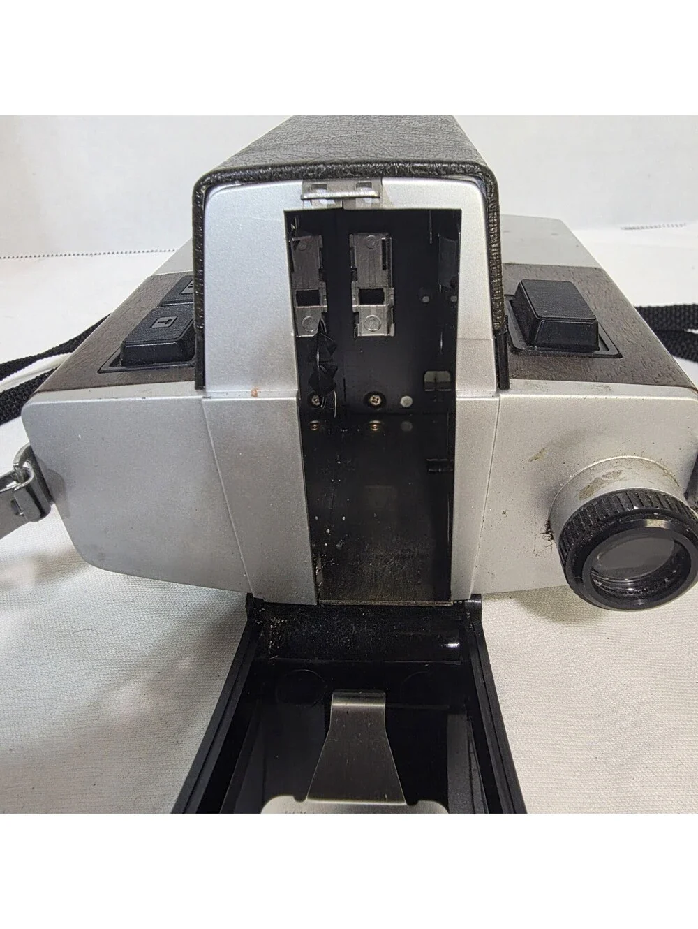 Vtg Kodak XL55 Super 8 Movie Camera w/ Box & Manual – Powers On, Needs Serviced